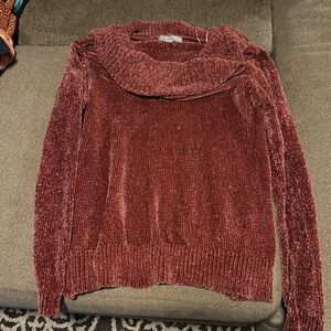 Reddish/Pink Sweater